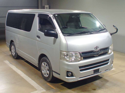 2010 Toyota Hiace Van KDH201V[2]