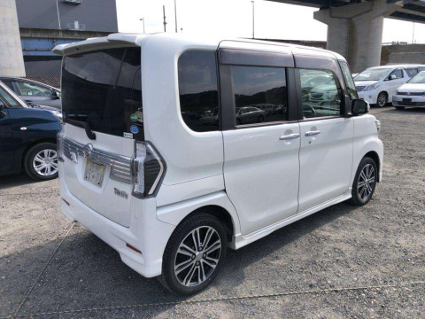 2016 Daihatsu Tanto Custom LA610S[1]