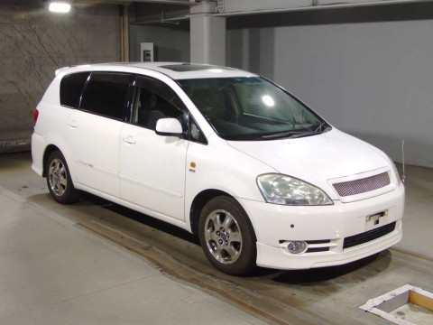 2002 Toyota Ipsum ACM21W[2]