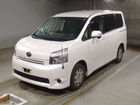 2010 Toyota Voxy ZRR70G[0]