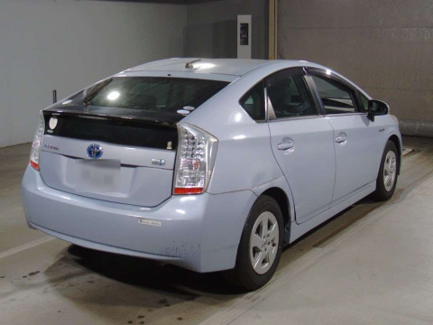 2010 Toyota Prius ZVW30[1]