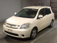 2003 Toyota Raum