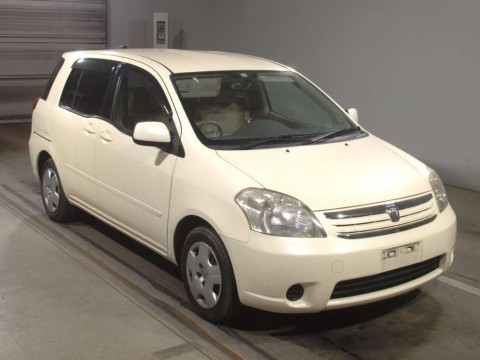 2003 Toyota Raum NCZ20[2]