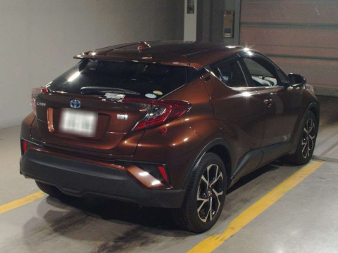 2018 Toyota C-HR ZYX10[1]