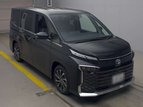 2024 Toyota Voxy ZWR90W[2]