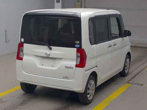 2015 Daihatsu Tanto LA600S[1]