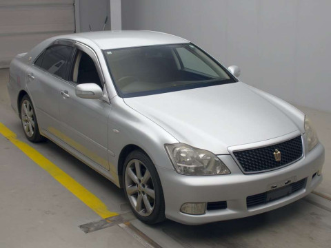 2006 Toyota Crown GRS180[2]