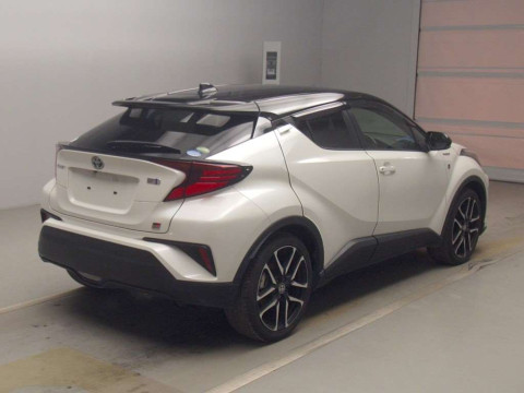 2019 Toyota C-HR ZYX11[1]