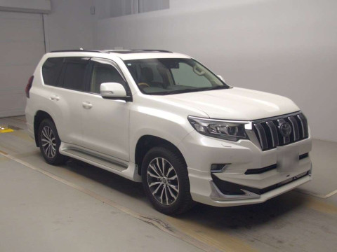 2021 Toyota Land Cruiser Prado GDJ150W[2]