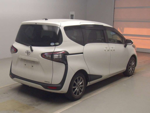 2016 Toyota Sienta NSP170G[1]