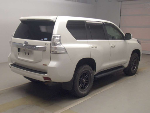 2016 Toyota Land Cruiser Prado TRJ150W[1]