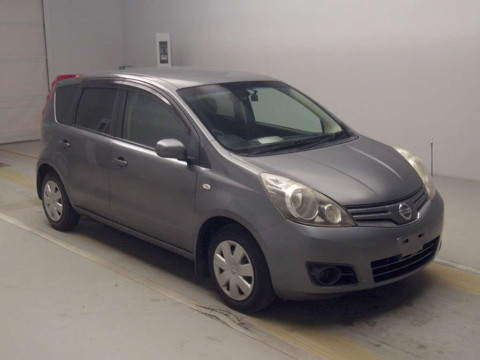 2008 Nissan Note E11[2]