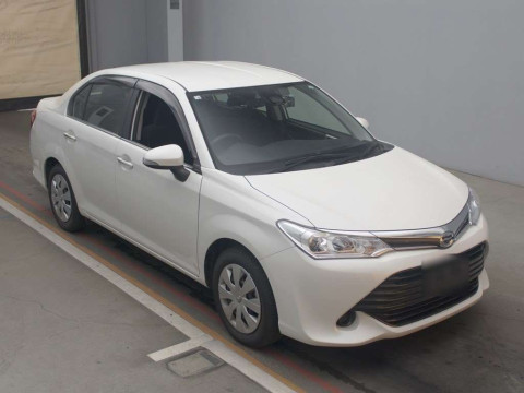 2016 Toyota Corolla Axio NRE161[2]