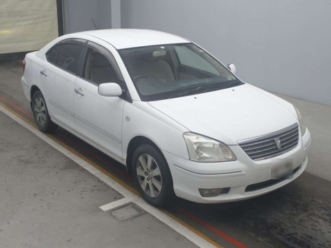 2002 Toyota Premio ZZT240[2]