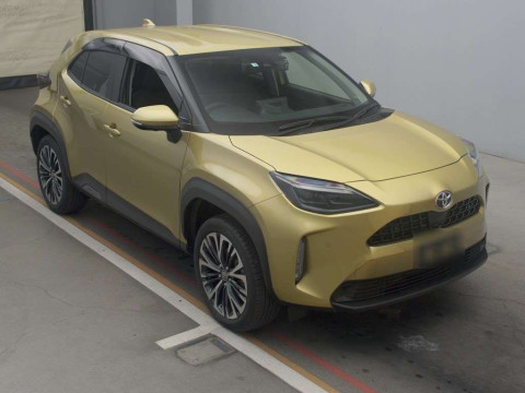 2022 Toyota YARIS CROSS MXPB10[2]