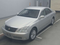 2004 Toyota Crown