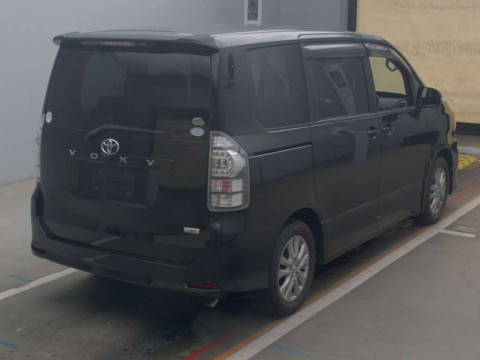 2010 Toyota Voxy ZRR70W[1]