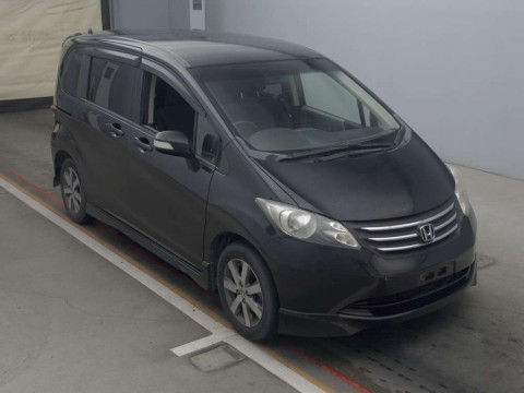 2010 Honda Freed GB3[2]