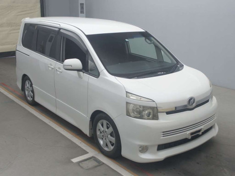 2007 Toyota Voxy ZRR75W[2]