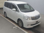 2010 Toyota Noah