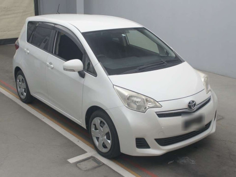 2012 Toyota Ractis NSP120[2]