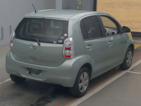 2013 Toyota Passo KGC30[1]