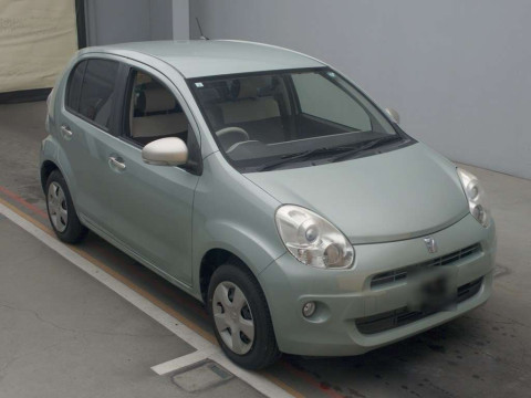 2013 Toyota Passo KGC30[2]