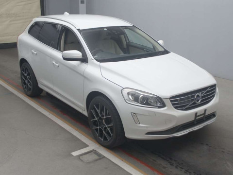 2014 Volvo XC60 DB420XC[2]