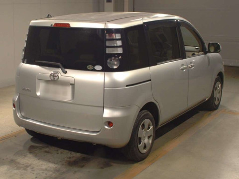 2007 Toyota Sienta NCP81G[1]