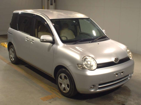 2007 Toyota Sienta NCP81G[2]