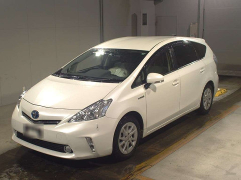 2012 Toyota Prius alpha ZVW41W[0]