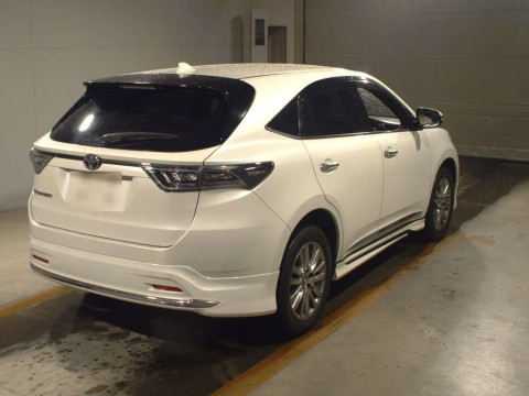 2017 Toyota Harrier ZSU60W[1]