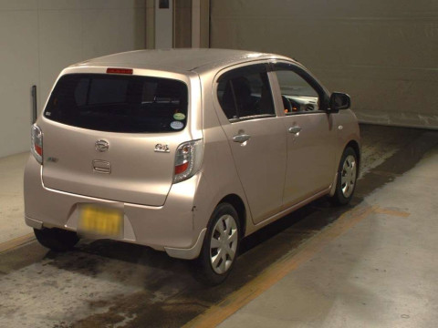 2014 Daihatsu Mira es LA300S[1]