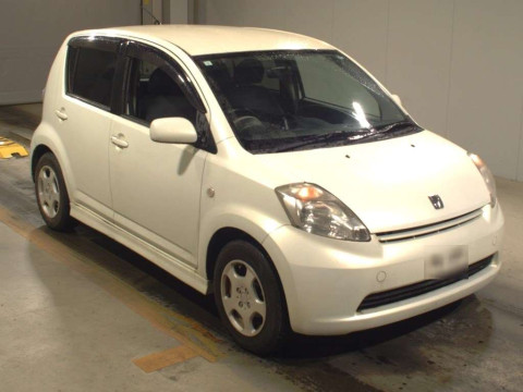 2005 Toyota Passo KGC10[2]