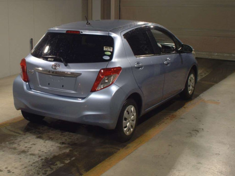 2013 Toyota Vitz KSP130[1]