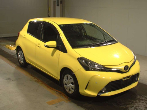 2014 Toyota Vitz NSP130[2]