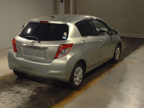 2012 Toyota Vitz NSP130[1]