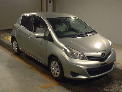 2012 Toyota Vitz NSP130[2]