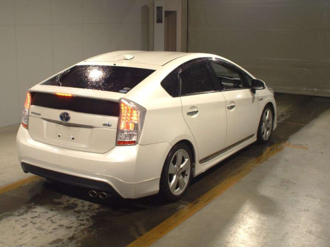 2011 Toyota Prius ZVW30[1]