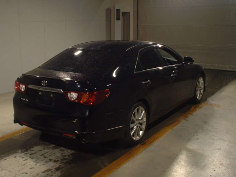 2010 Toyota Mark X GRX130[1]