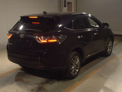 2015 Toyota Harrier ZSU60W[1]