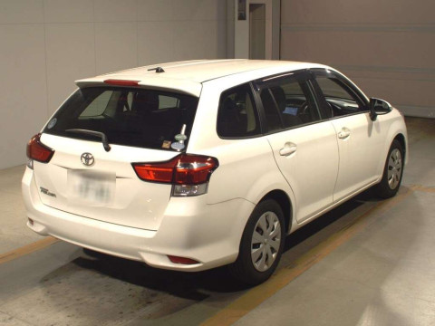 2015 Toyota Corolla Fielder NRE161G[1]