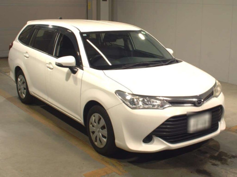 2015 Toyota Corolla Fielder NRE161G[2]