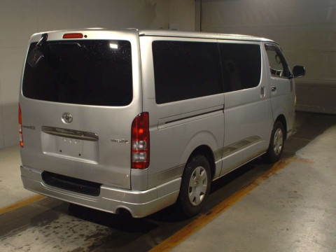 2006 Toyota Regiusace Van KDH200V[1]