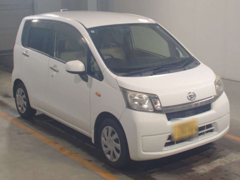 2013 Daihatsu Move LA100S[2]