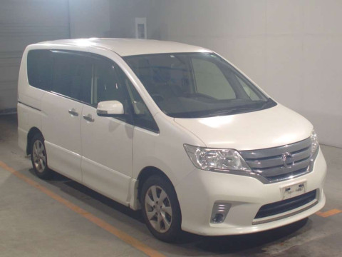 2012 Nissan Serena FC26[2]