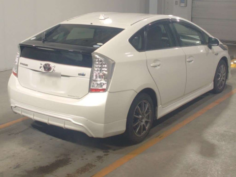 2011 Toyota Prius ZVW30[1]