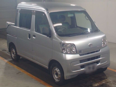 2015 Daihatsu Hijet Cargo S321W[2]