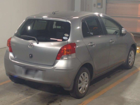 2010 Toyota Vitz KSP90[1]