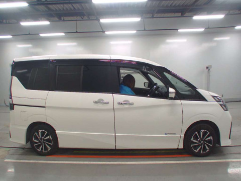 2020 Nissan Serena HFC27[2]